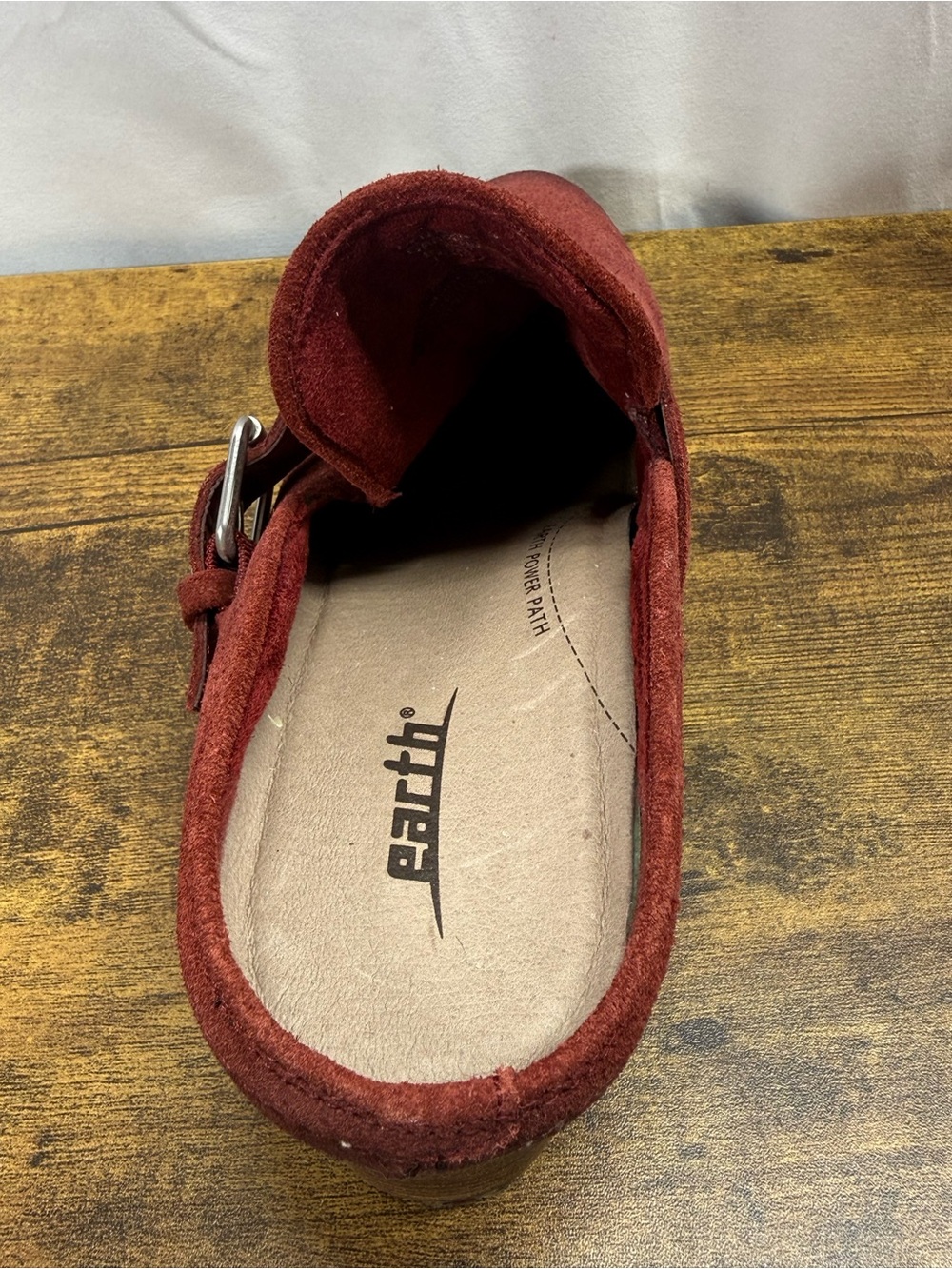 Earth Denton Slip-On Rust Red Suede Studded Buckle Mule Size 8.5B - Picture 16 of 16